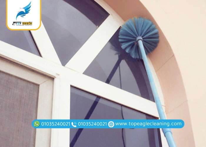 إزالة البقع والأتربة من الواجهات البلاستيكية